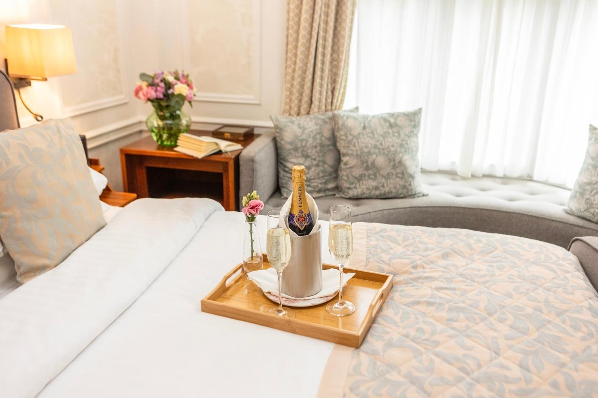 Sloane Square Hotel ลอนดอน ภายนอก รูปภาพ